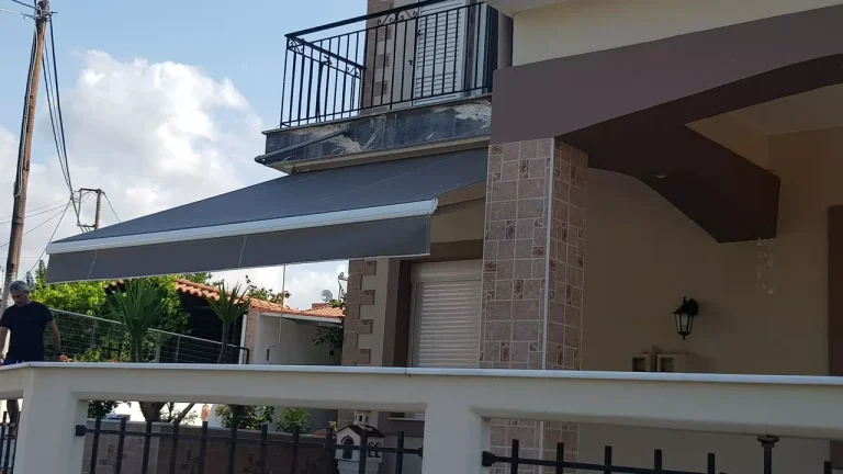 Τέντες με βραχίονες
