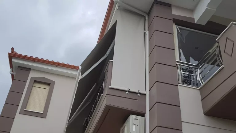 Τέντα κάθετη πλαϊνή
