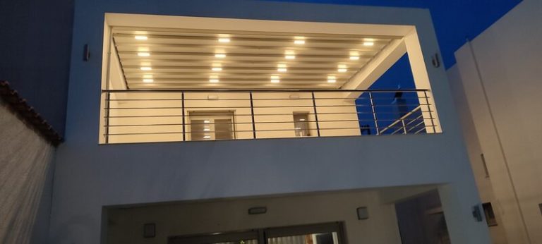 Πέργκολα Ηλεκτρική